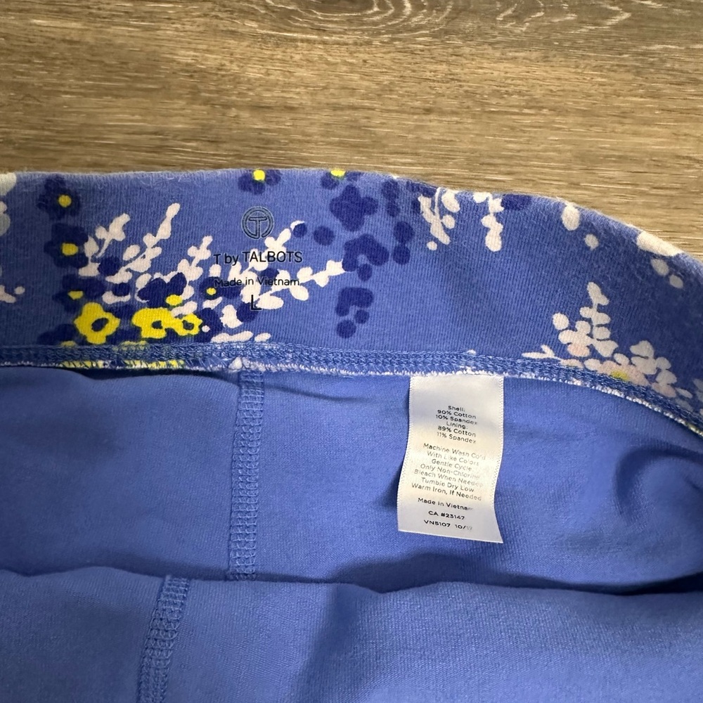 Talbots Blue Floral Mini Skort - Picture 4 of 4